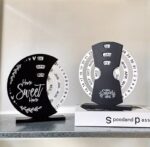 Perpetual round rotating desk calendar - Image 4